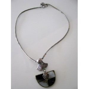 Langani collier - mother of pearl + horn pendant