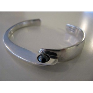 - SOLD - Svend Haugaard: sterling silver with BLACK pearl cuff bangle 