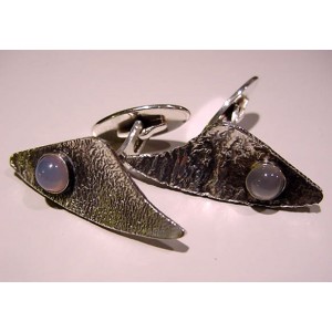 Triangular with Chalcedony