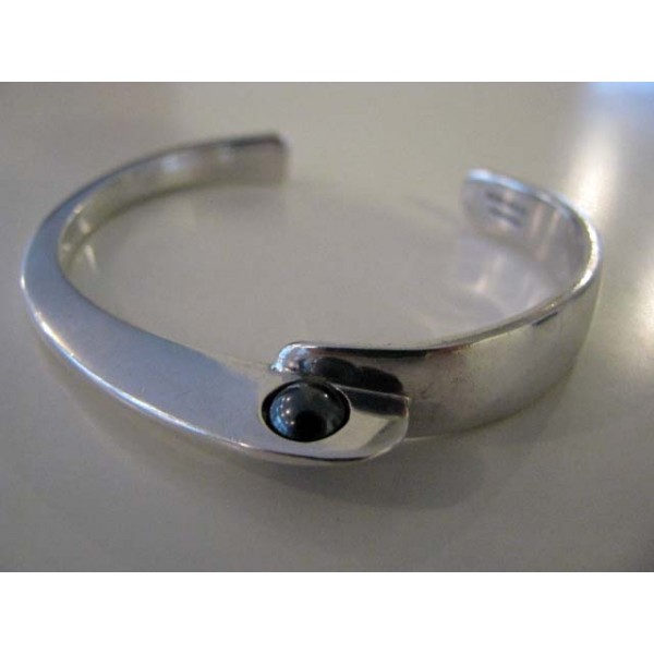 SOLD Svend Haugaard sterling silver with BLACK pearl cuff bangle